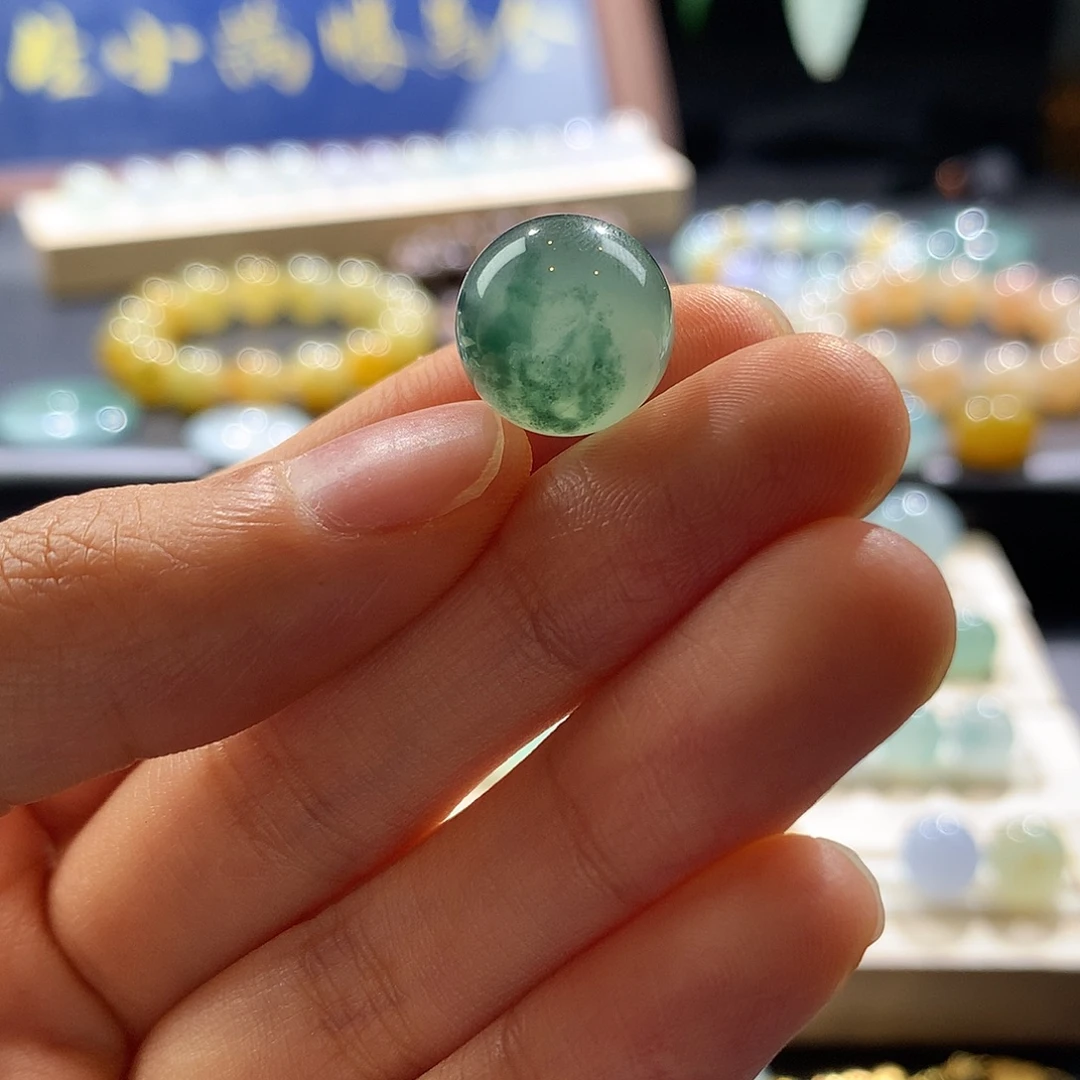 李***c翡翠散珠翡翠珠子