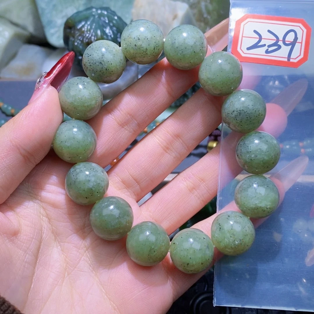 和田玉和田玉边角料随机发未镶嵌