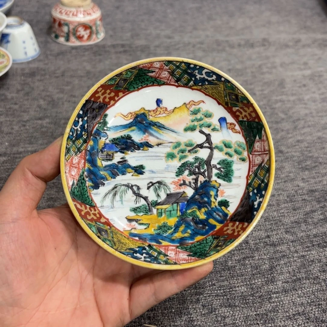 瓷片非常好看的花瓶