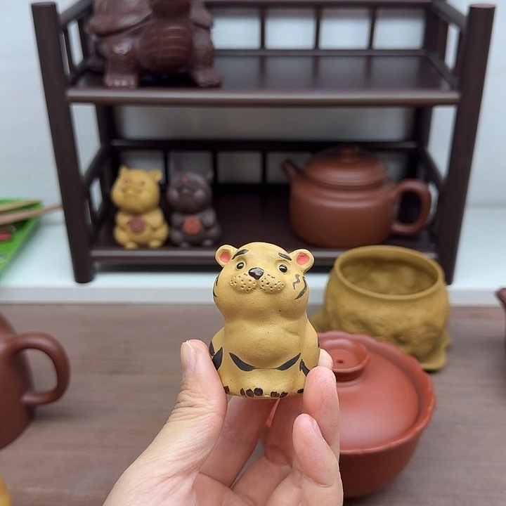 茶案段泥老虎茶宠