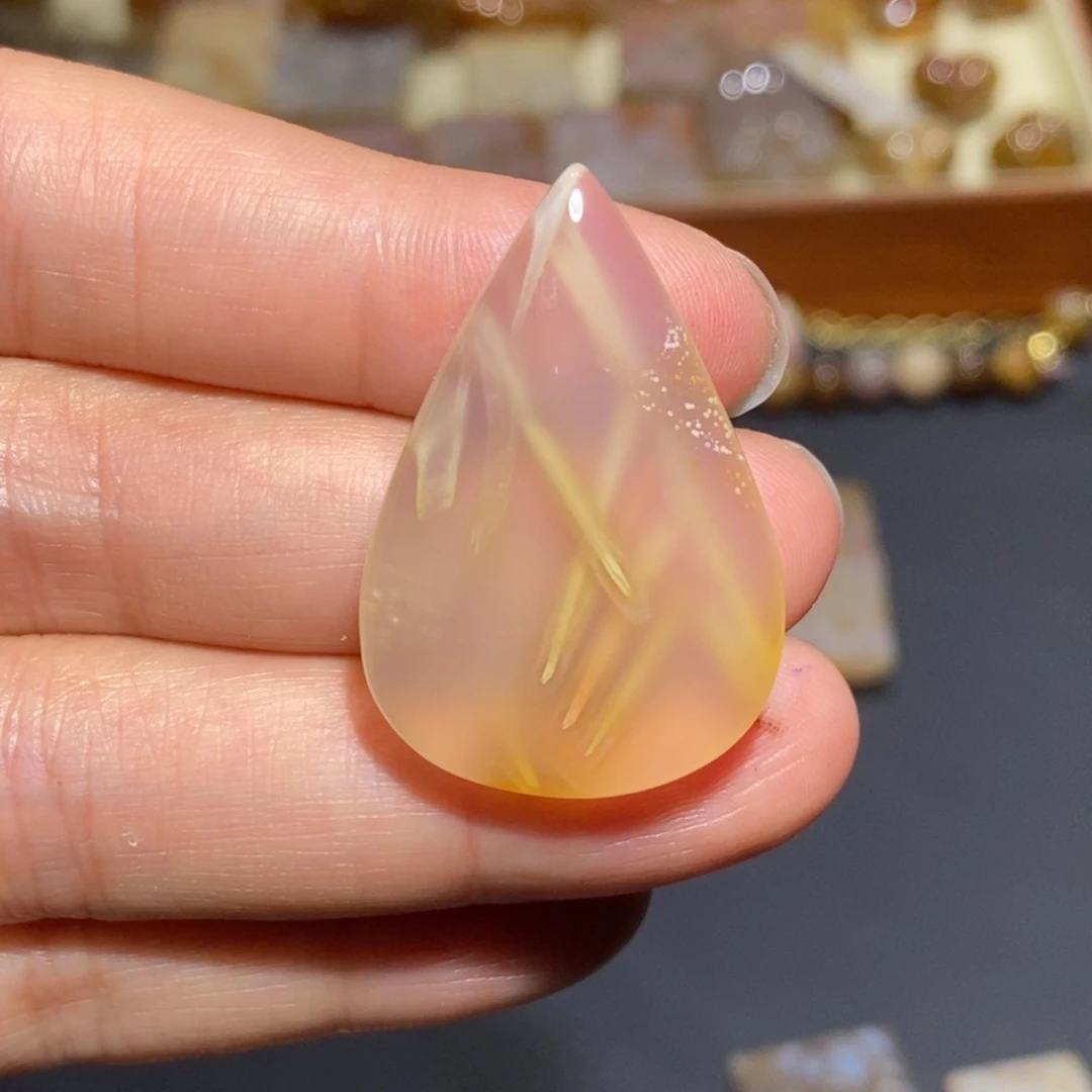 【闪购商品】未镶嵌珊瑚玉硅化玉