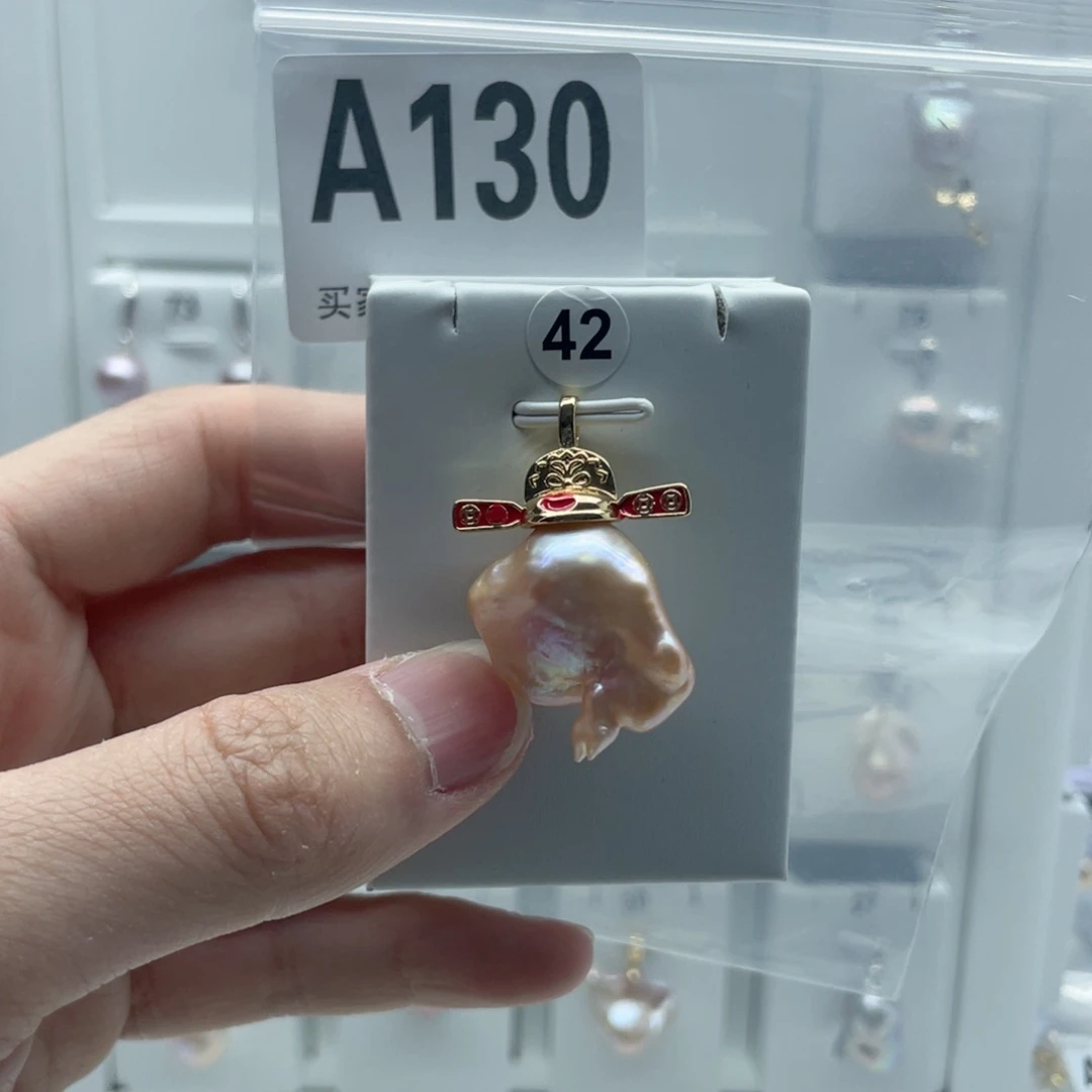 淡水珍珠合金颈饰