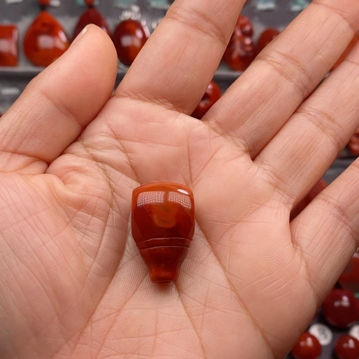 南红玛瑙三通未镶嵌春**然