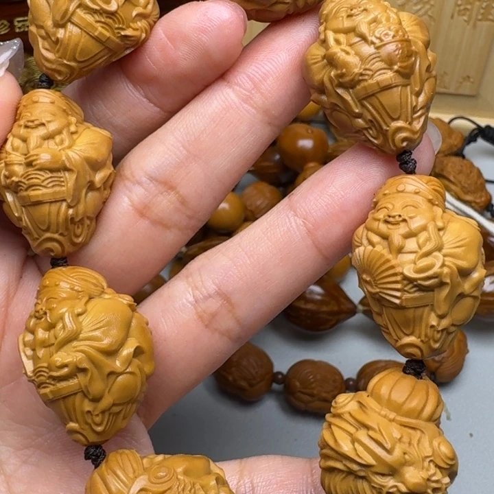 橄榄核手串/手链八大财神