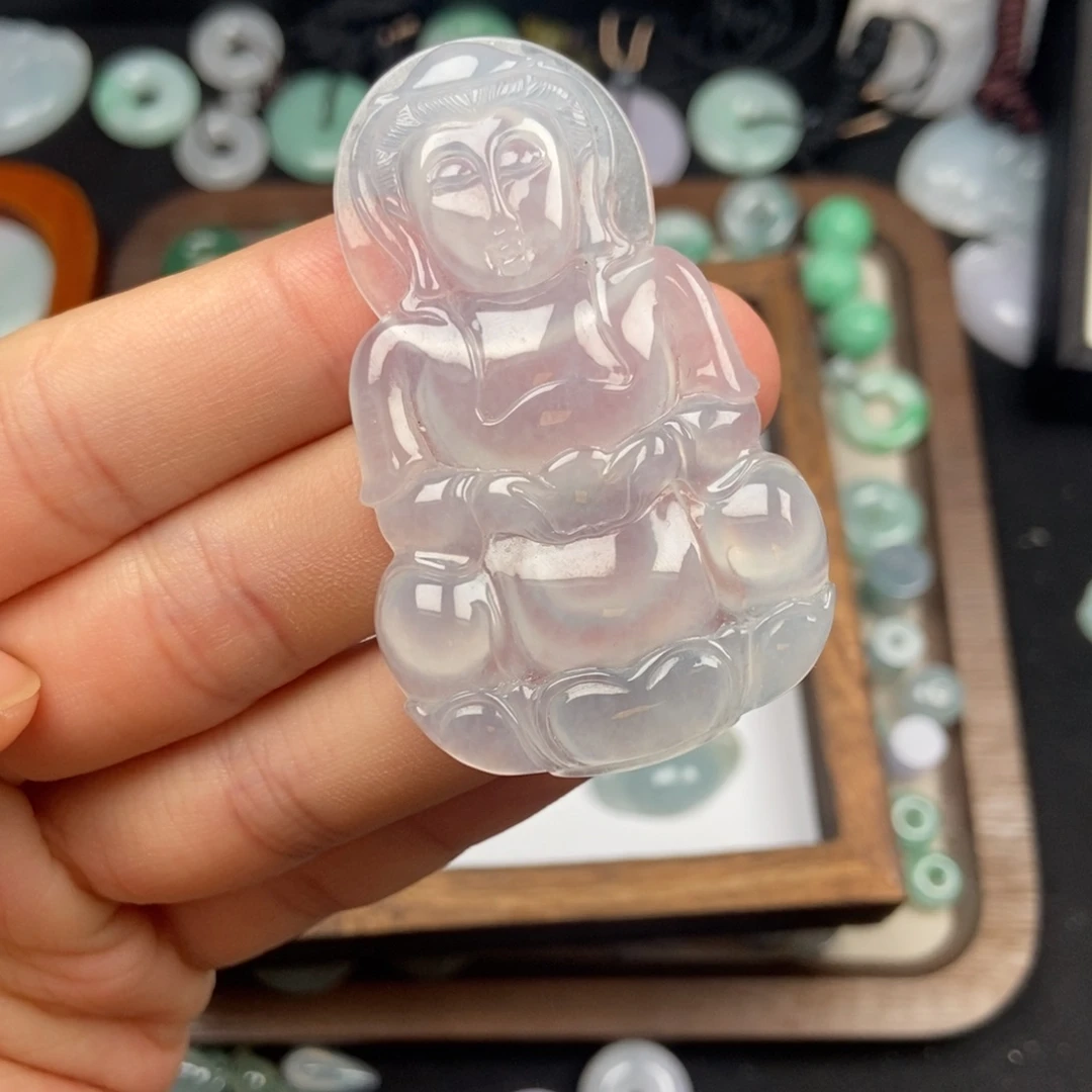 颈饰未镶嵌翡翠观音