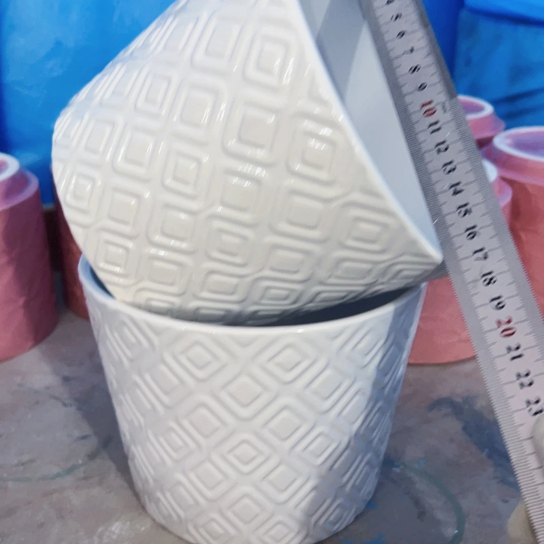 有孔，外贸尾单陶瓷花盆凑单10米包邮