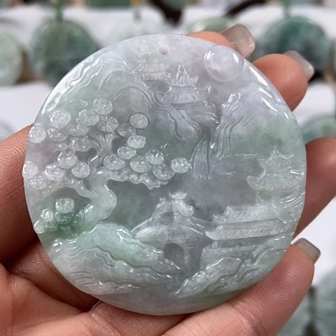 翡翠颈饰未镶嵌山水牌福利