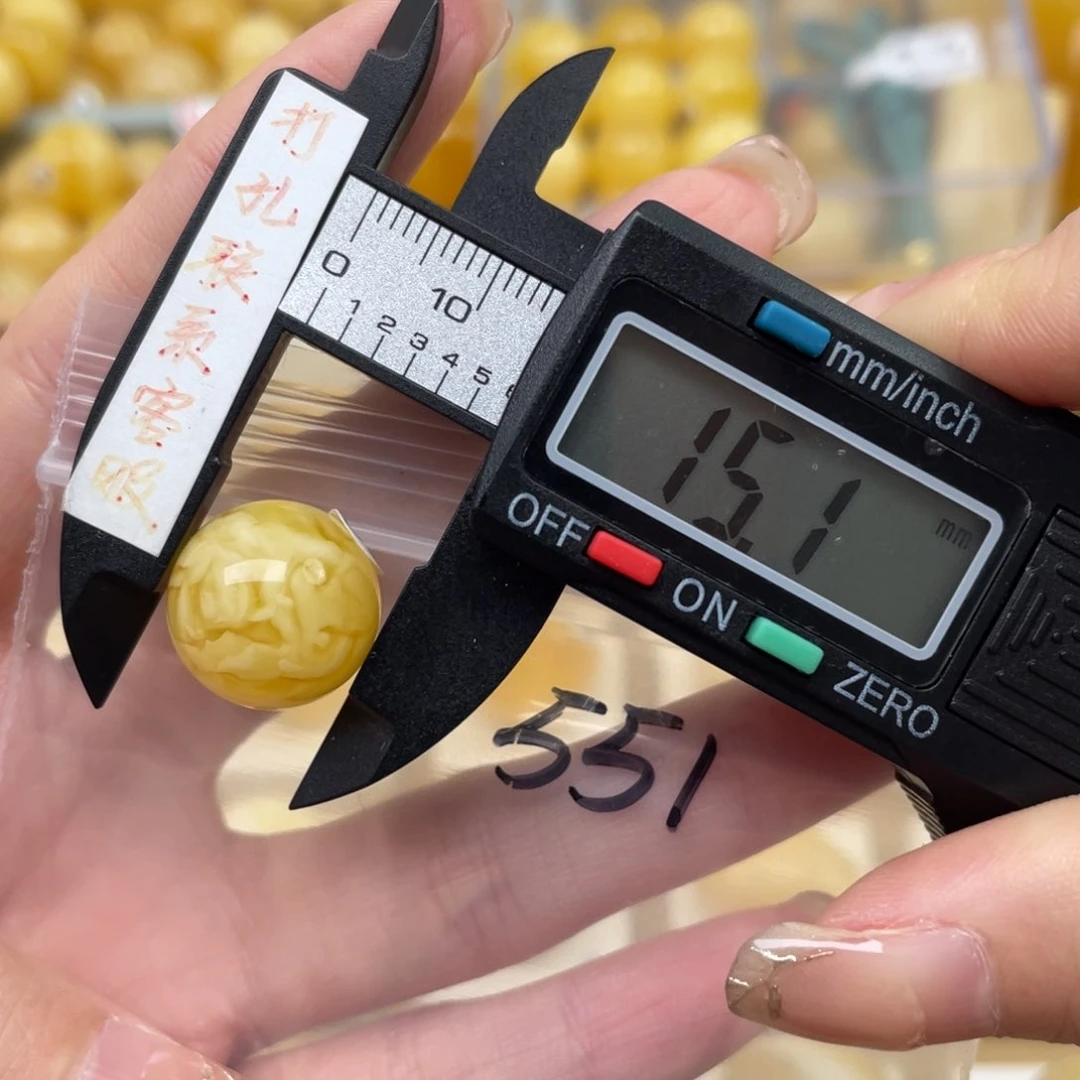 蜜蜡裸石未镶嵌元****逵蜜蜡