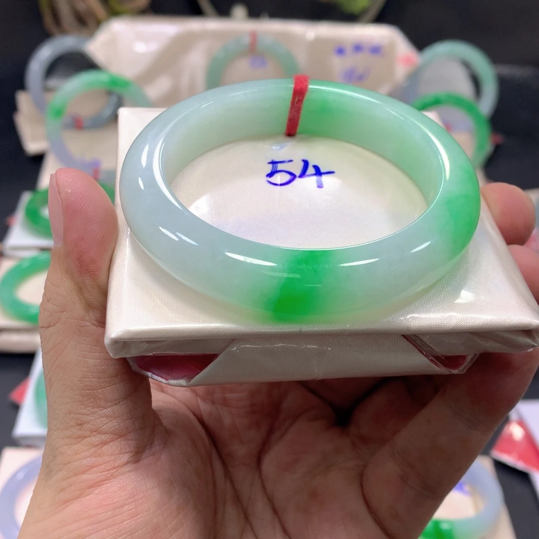 未镶嵌手镯翡翠翡翠