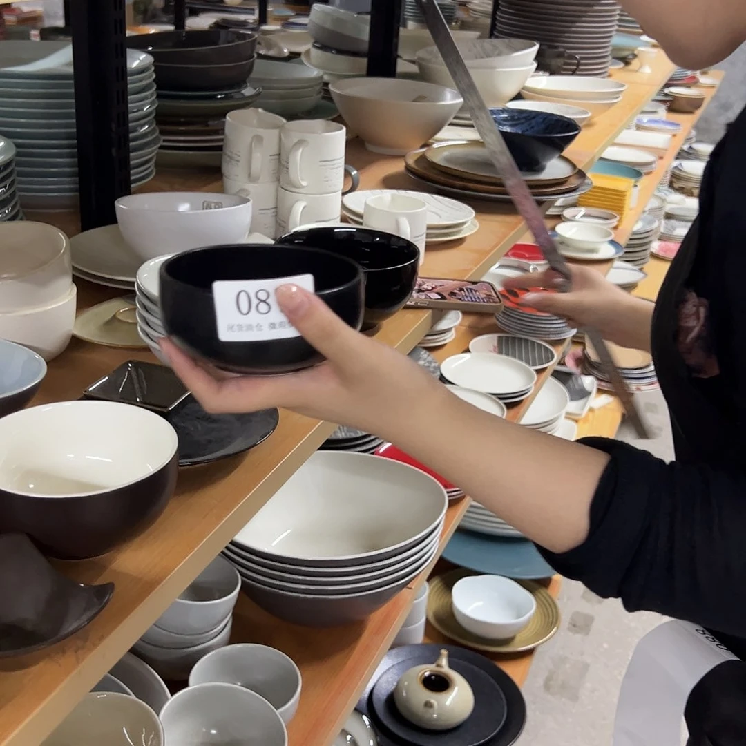 新骨瓷087微瑕黑色哑光4寸钵钵碗