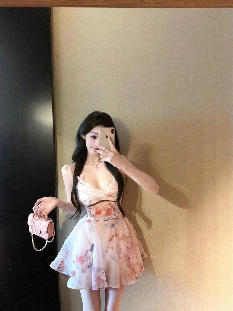 气质水墨印花吊带连衣裙短款设计感小个子性感度假海边碎花A字裙