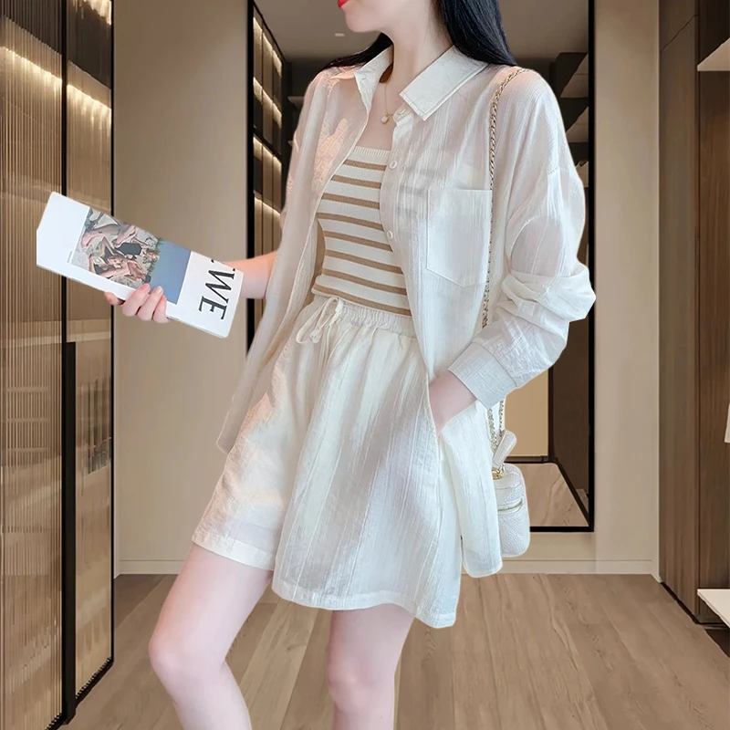 时尚百搭防晒套装女2025夏装新款减龄吊带背心短裤子衬衫三件套装