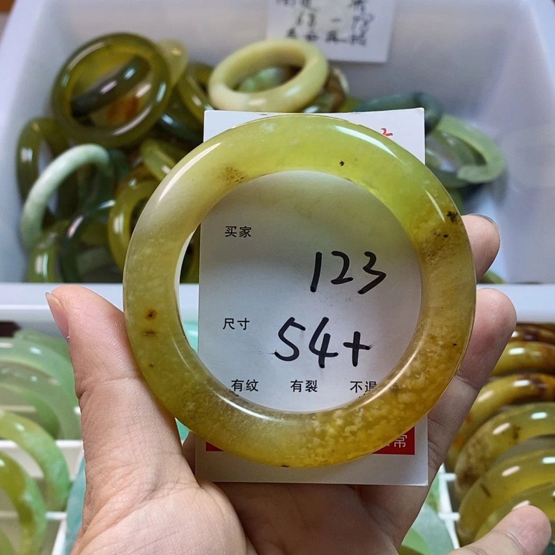 【闪购商品】蛇纹石玉手镯未镶嵌