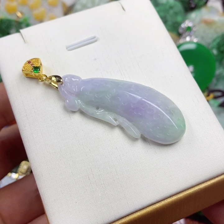 吊坠(赠链)未镶嵌翡翠
