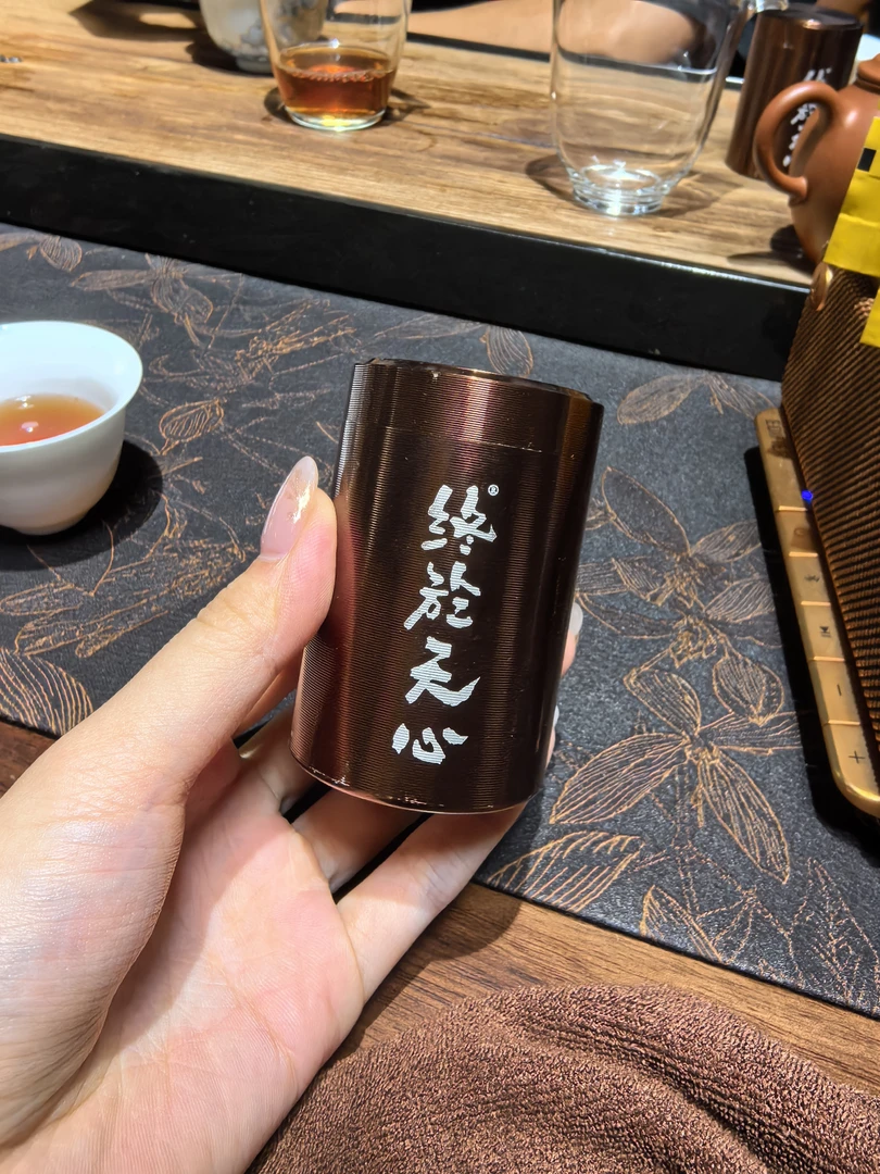 终于天心｜ 霞滨岩肉桂罐装