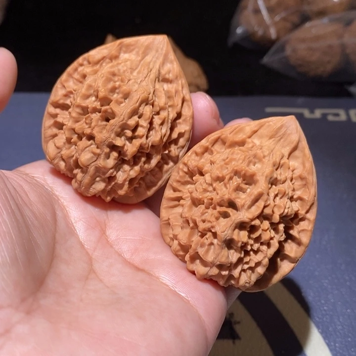 吊坠文玩核桃43尺官帽