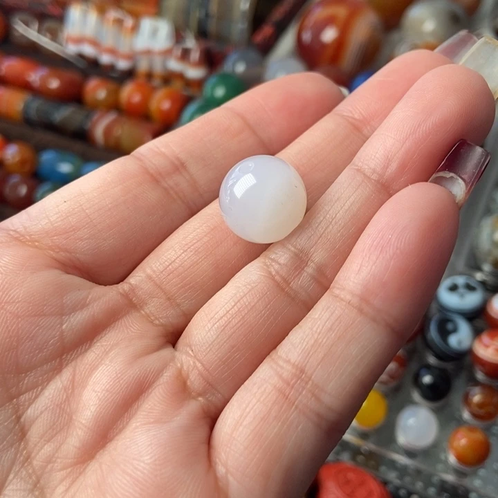 【闪购商品】玛瑙/玉髓珠宝半成品未镶嵌13.7mm白色单珠