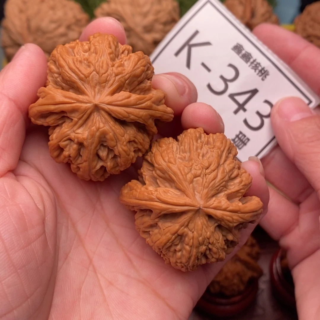 桃核把件粗筋42….