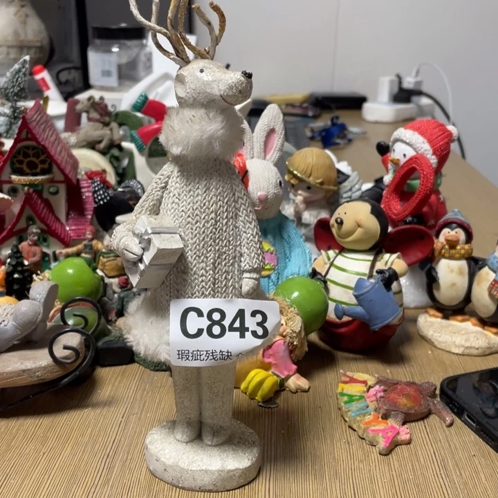 米***听摆件孤品老货微瑕瓷