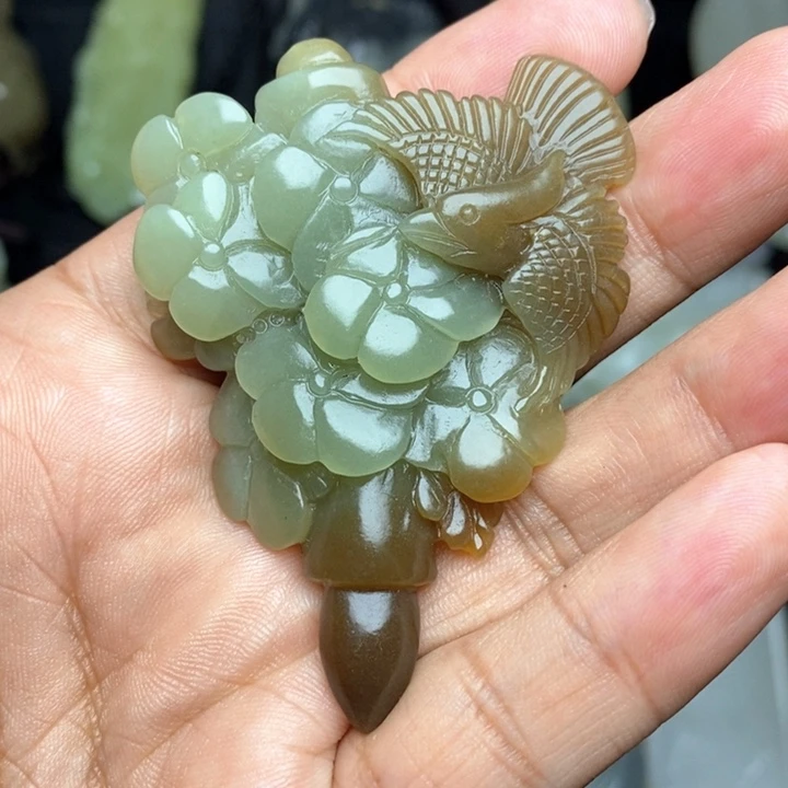 颈饰未镶嵌和田玉