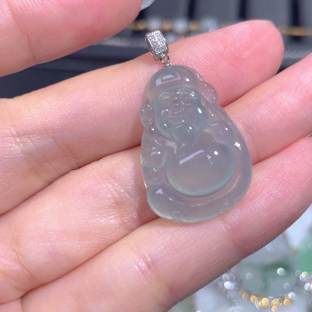 颈饰18K金镶嵌翡翠翡翠