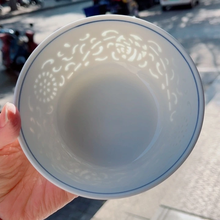 青花玲珑5寸饭碗满雕双福双线