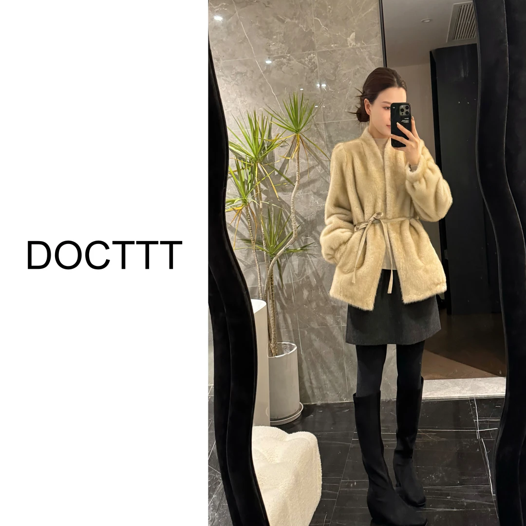 《DCT》暮色沙滩*V领收腰中长款系带式毛绒外套D25255