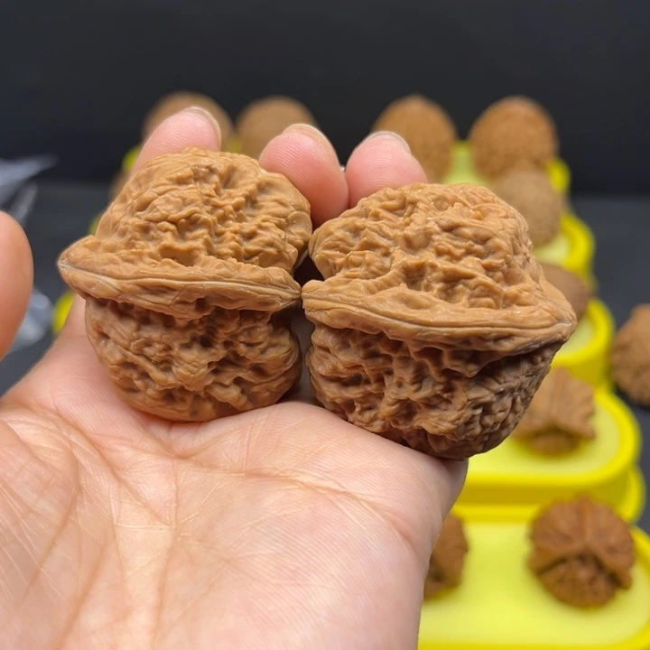 把件文玩核桃除****谁