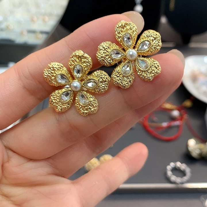 琉璃纯铜合金金色花耳钉