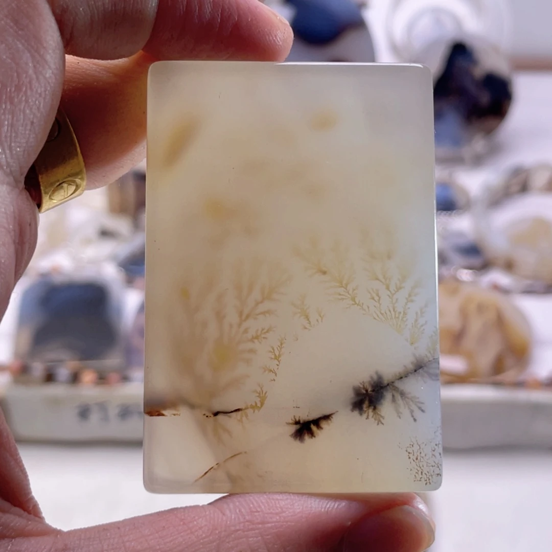 玛瑙/玉髓未镶嵌珠宝奇石