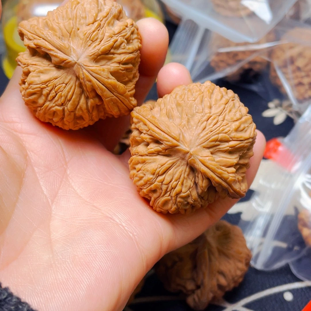 吊坠文玩核桃南疆石