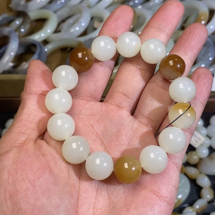 未镶嵌手链和田玉新疆且末金山矿白玉圆珠手串