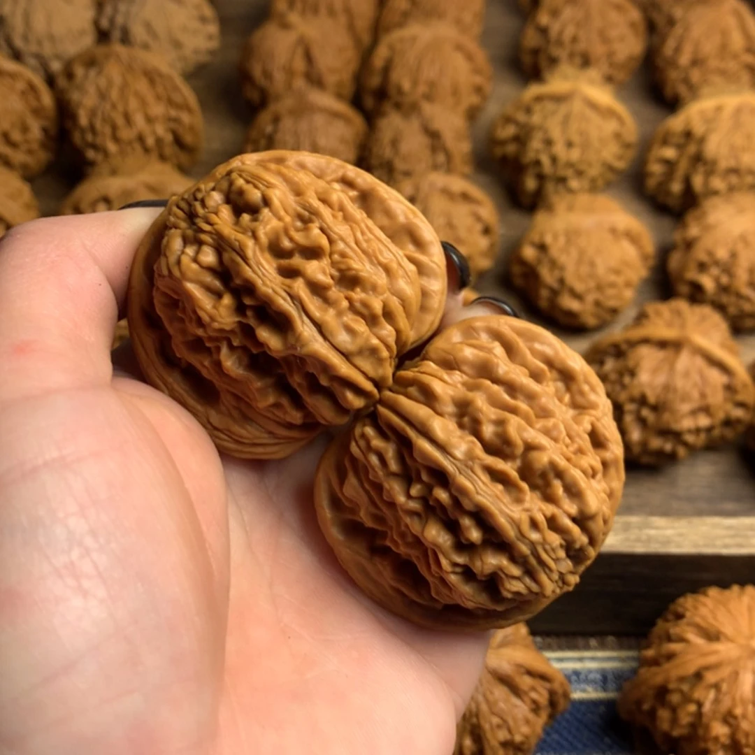 【闪购商品】文玩核桃吊坠专**修练手悍高楼