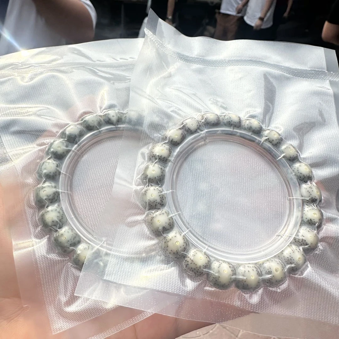 【地主专属】24 G39106-星月糯冰大眼睛单圈手串-多样性发其一-11mm