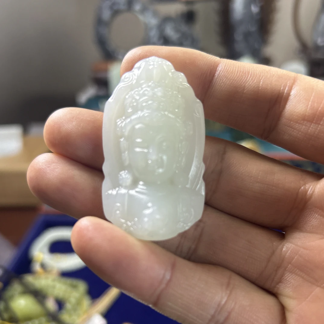 和田玉白玉观音半身像