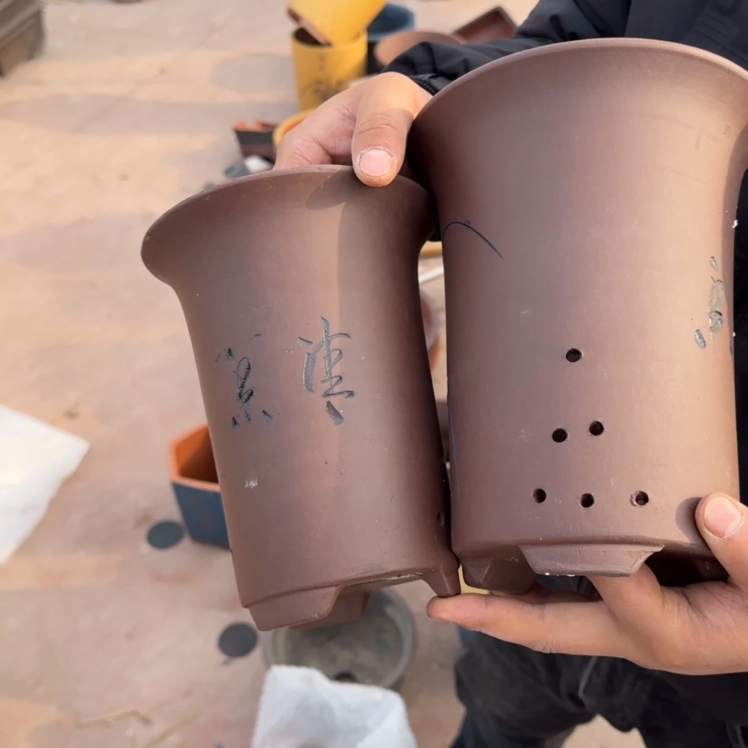 紫砂花盆瑕疵和瑕疵的