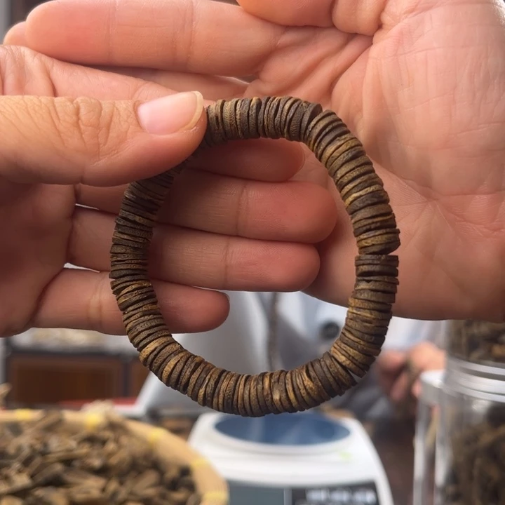 沉香手串奇楠8.5mm沉水片珠多样性发一sy-037