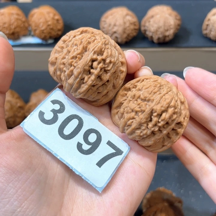 吊坠桃核43全品四座楼狮子头