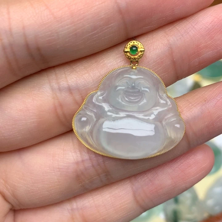 颈饰18K金镶嵌翡翠