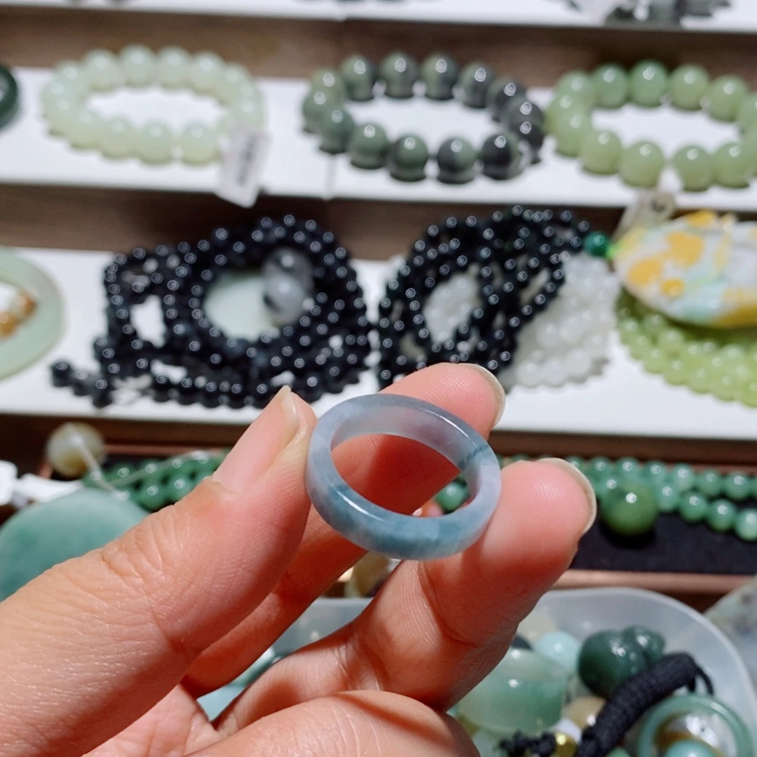翡翠未镶嵌戒指1111111