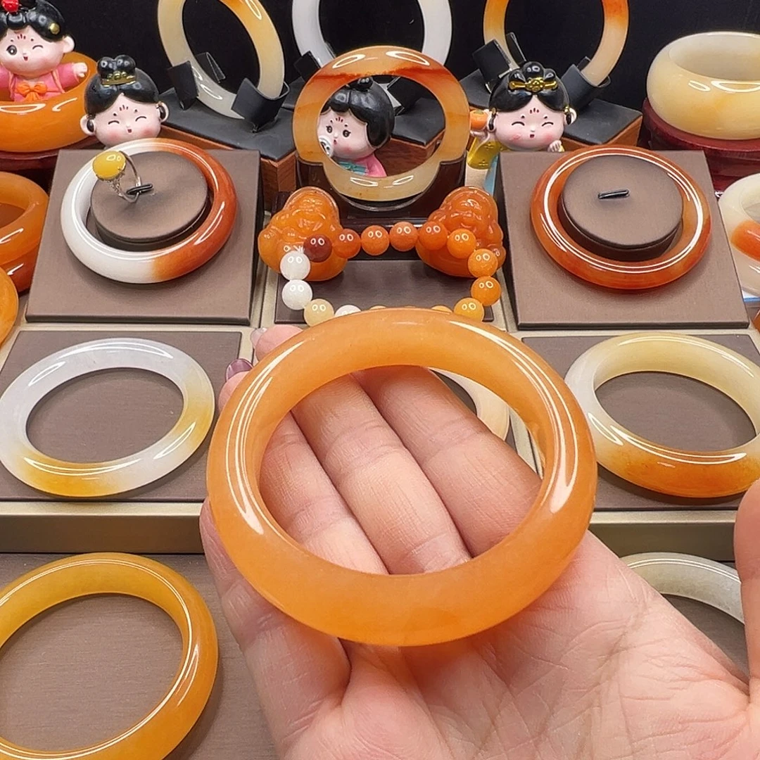 石英质玉（黄龙玉）未镶嵌手镯包容福利55.7