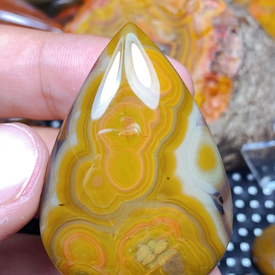 未镶嵌颈饰玛瑙/玉髓美*林