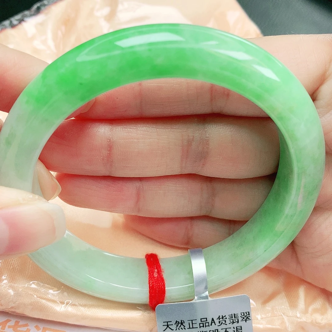 翡翠未镶嵌手镯缅甸天然A货翡翠手镯