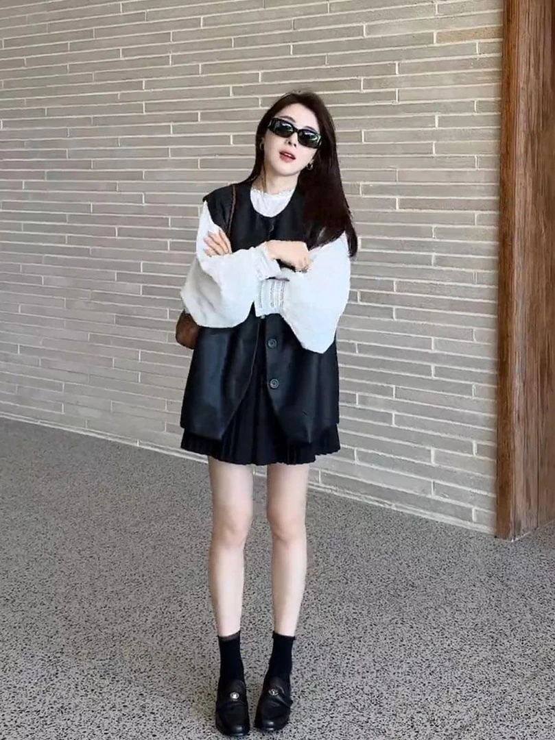 欧货高级感pu皮马甲女2025春秋新款时尚洋气小个子无袖外搭背心