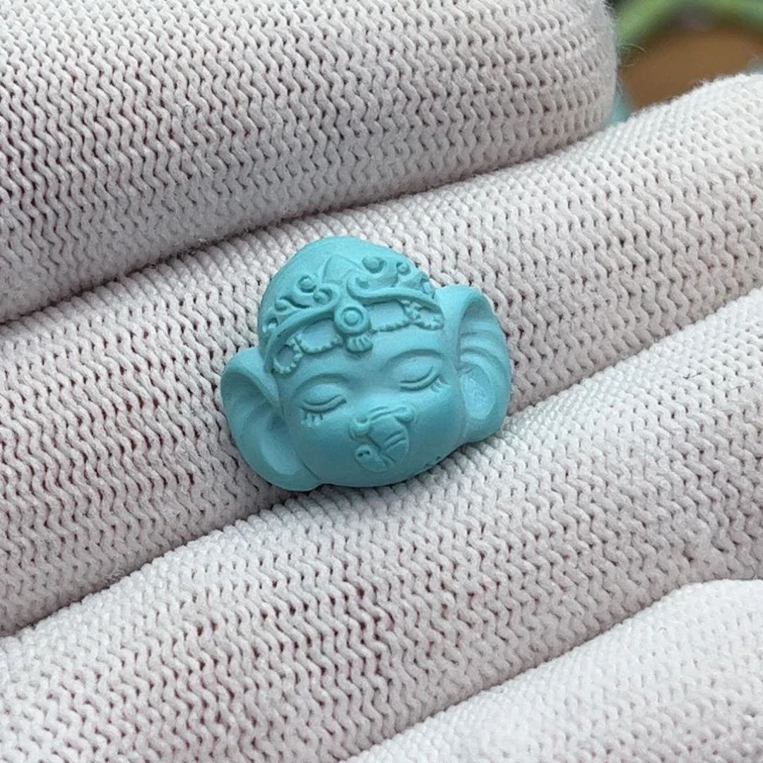 未镶嵌绿松石珠宝奇石