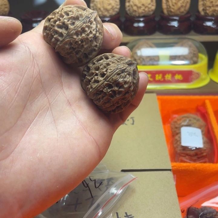 ****我吊坠文玩核桃文玩核桃宫灯