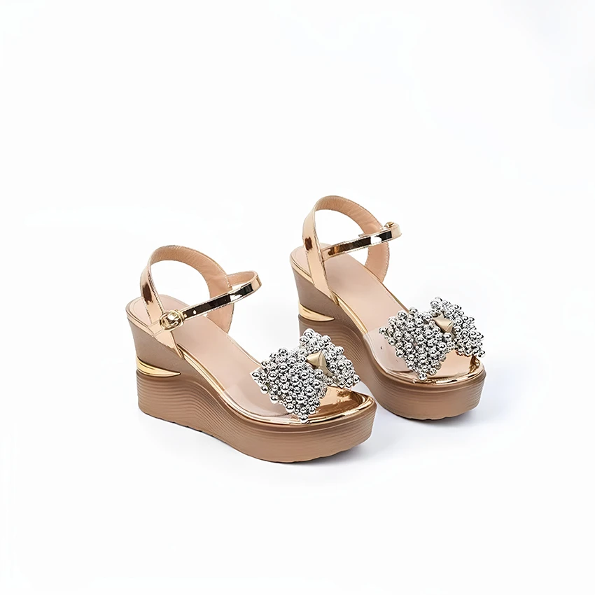 坡跟凉鞋女夏季新款圆头厚底透明一字带串珠蝴蝶结时尚百搭高跟鞋