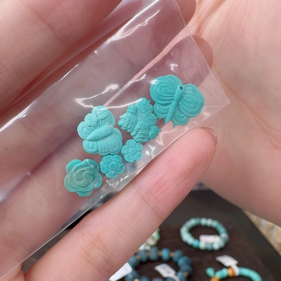 未镶嵌绿松石珠宝奇石