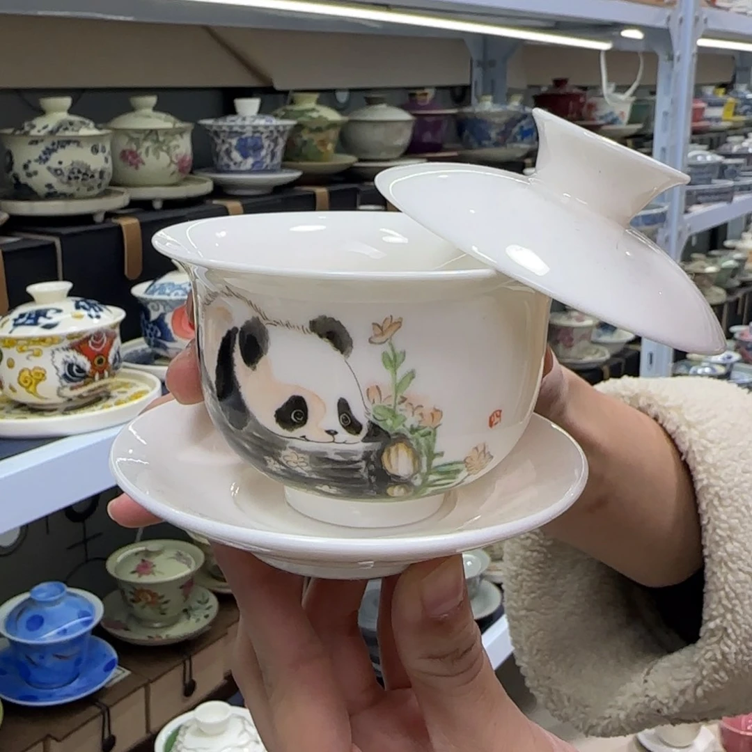 高温下的高温天气使人心情