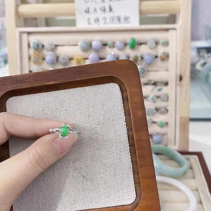 翡翠未镶嵌颈饰天然翡翠Ａ货